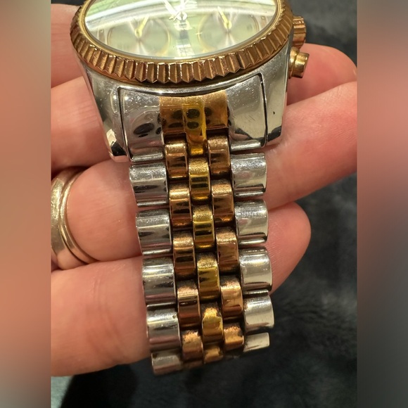 Michael Kors Silver Multicolor Stainless Steel Lexington MK5735 Women's watch - Picture 5 of 10